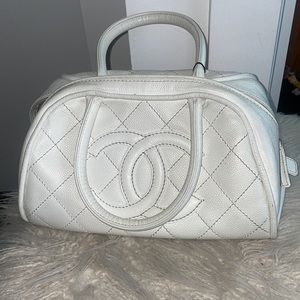 Vintage CHANEL White Quilted Leather Bowler Bag